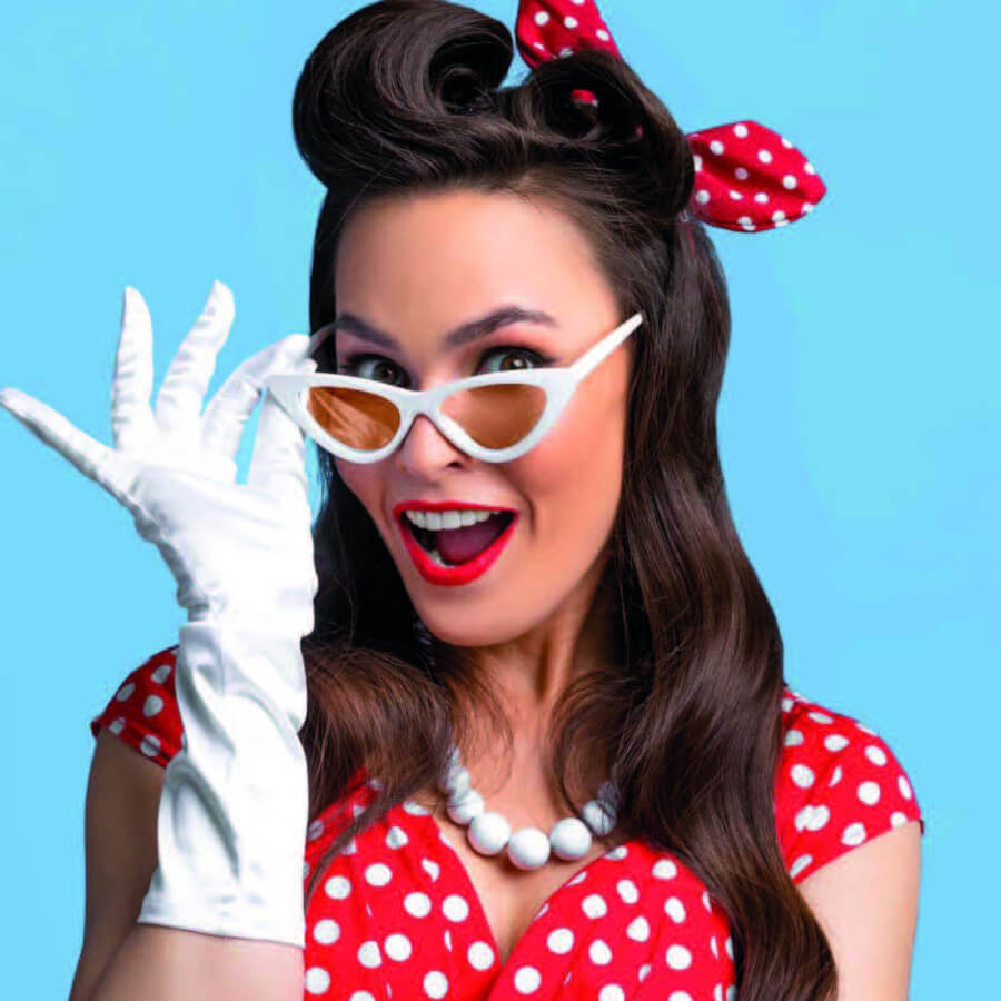 naklejki z klejem w kropkach